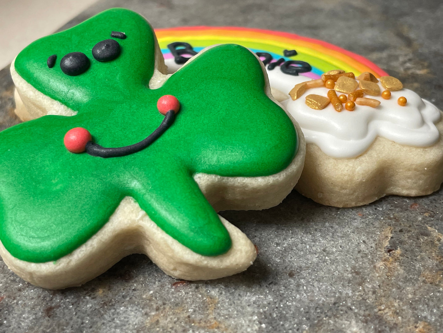 St Patrick's Day Shamrock and Rainbow Cookie Bundle (2 Cookies per Bundle)